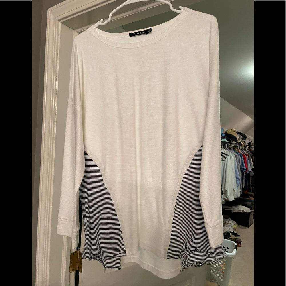 Doe and Rae long sleeve white and blue strip tunic